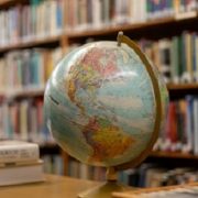 معرفی و بررسی ۵ ناشر معتبر بینالمللی